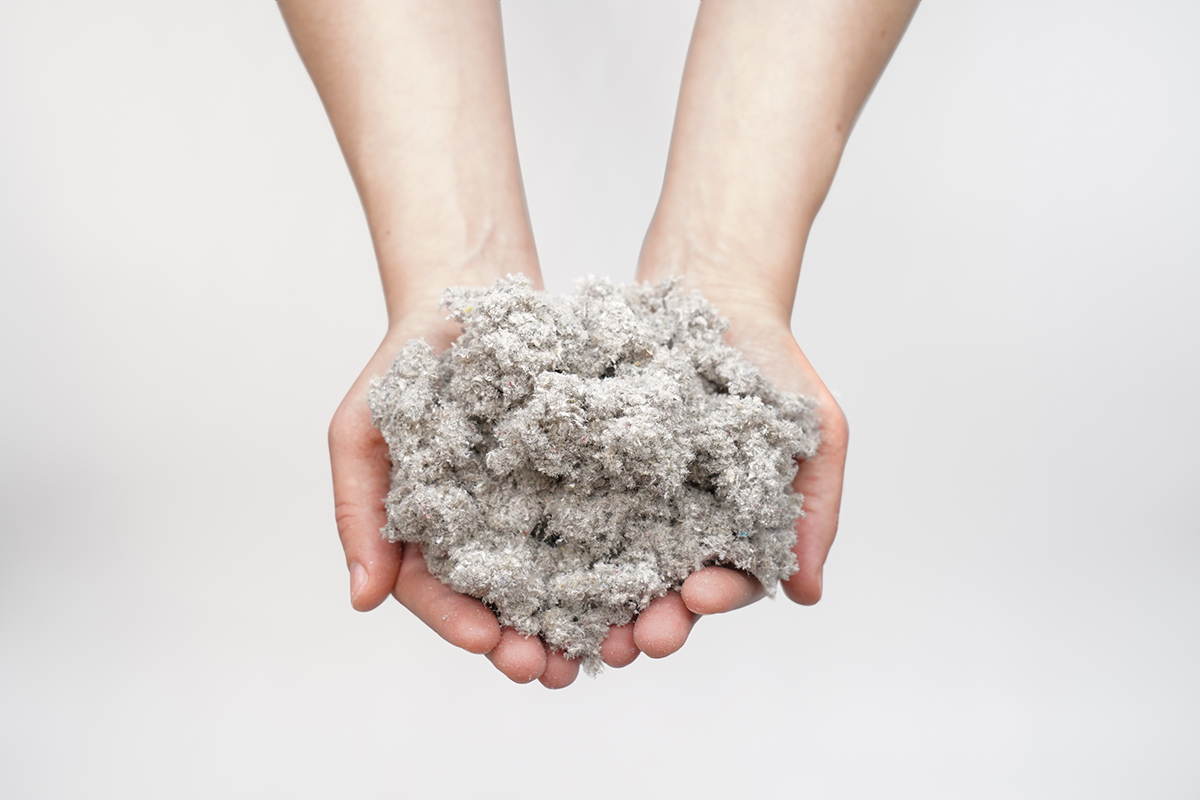 セルローズファイバーとは？断熱材として使用するメリットとデメリット