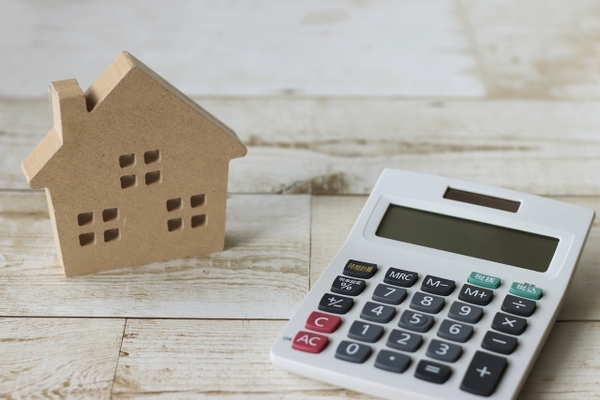 家を新築する時の坪単価と建築費以外の費用とは？手付金いくら必要？