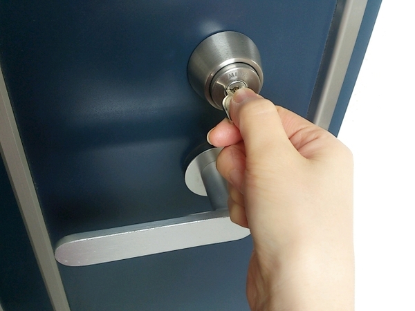 鍵が締まらない！