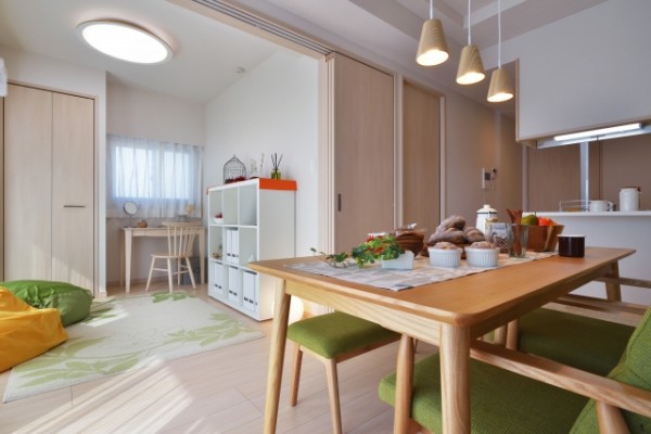 可動間仕切りとは？メリットとデメリットを解説！収納タイプもあり！